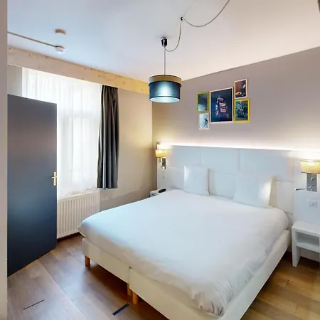 Hôtel Calm Lille Extérieur photo